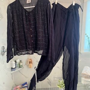 Papillon two piece resort wear dinner out set in navy blue size small silk